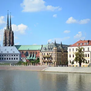 Wenderedu Business Center Nocleg ze śniadaniem Wrocław